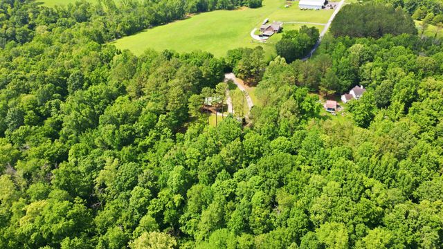 1386 Justice Rd, Ashland City, TN 37015