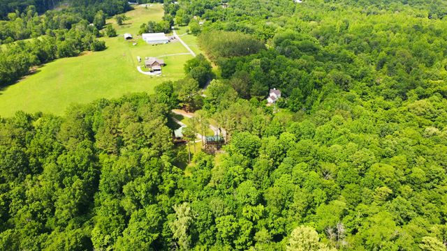 1386 Justice Rd, Ashland City, TN 37015
