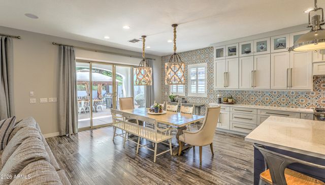 5662 S SHELBY Way, Gilbert, AZ 85298