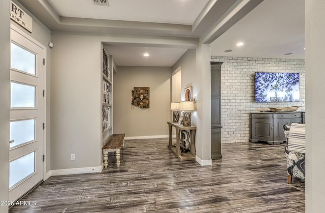 5662 S SHELBY Way, Gilbert, AZ 85298