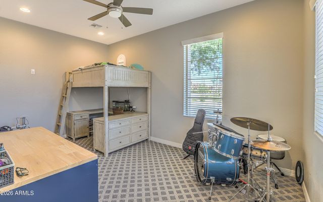5662 S SHELBY Way, Gilbert, AZ 85298