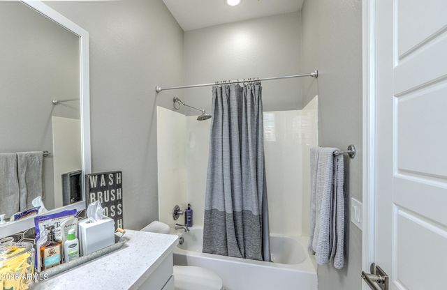 5662 S SHELBY Way, Gilbert, AZ 85298