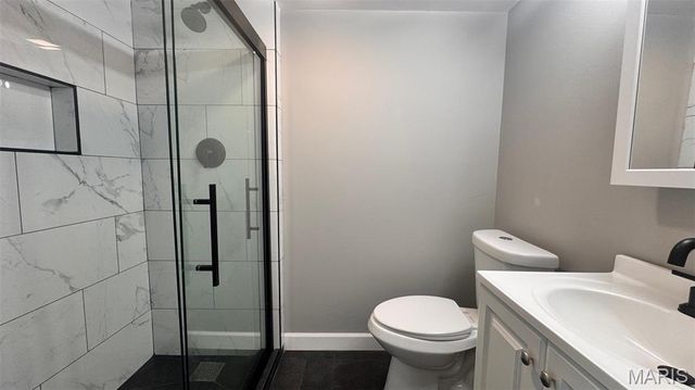 6613 Dunwold Drive, St Louis, MO 63134
