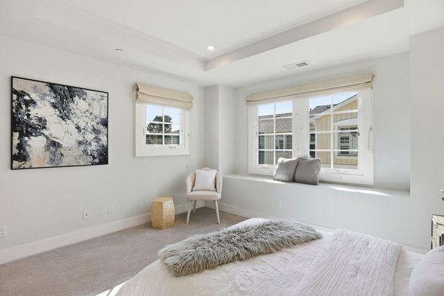 701 2nd Avenue 2, San Mateo, CA 94401