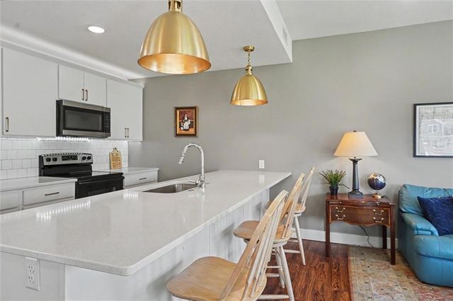 2530 Arlene Place, Lawrence, KS 66046