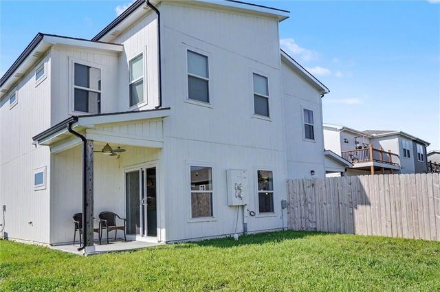 2530 Arlene Place, Lawrence, KS 66046