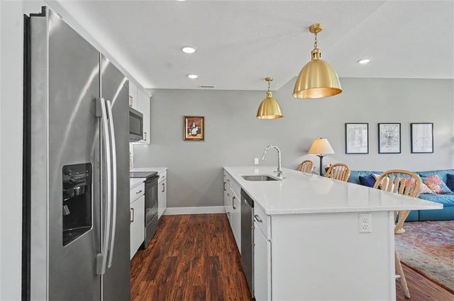 2530 Arlene Place, Lawrence, KS 66046