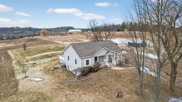 23668 3 Mile Road, Richmond Twp, MI 49677