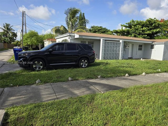 17193 NE 18th Ave 2, North Miami Beach, FL 33162