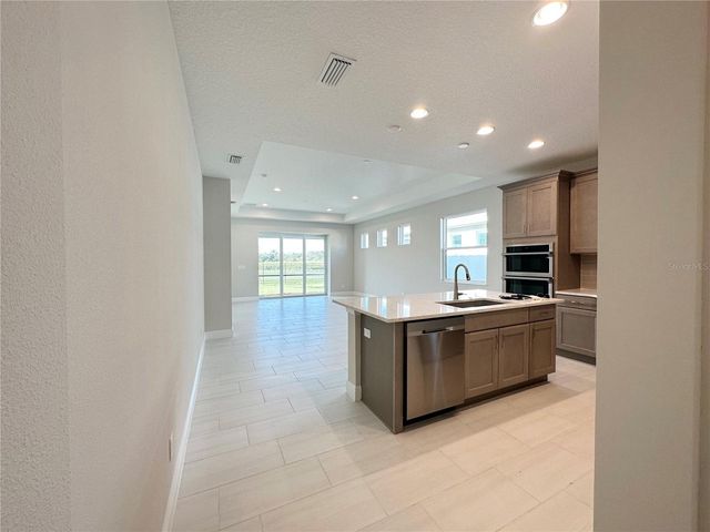 10716 KLEE AVENUE, Bradenton, FL 34212