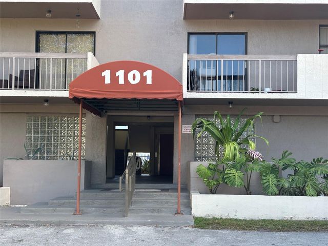 1101 SW 122nd Ave 415, Miami, FL 33184