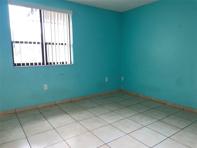 1101 SW 122nd Ave 415, Miami, FL 33184