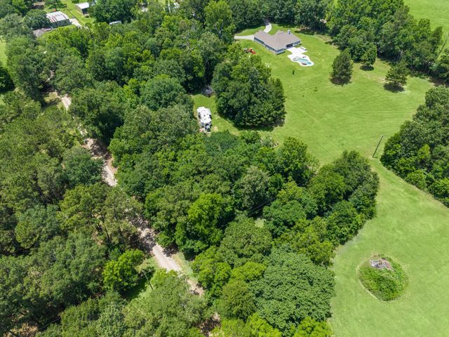 17260 Dutch Road, New Waverly, TX 77358