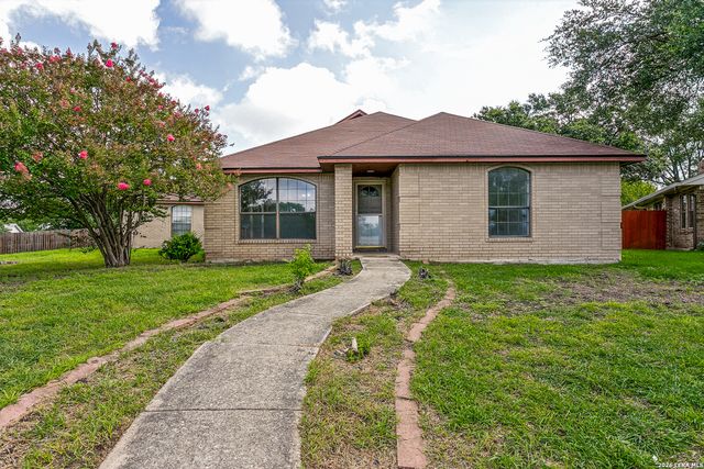 6703 LINN LAKE DR, San Antonio, TX 78244