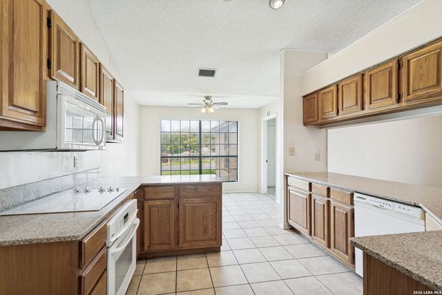 6703 LINN LAKE DR, San Antonio, TX 78244