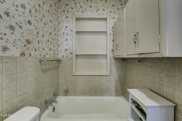 1749 Virginia Avenue, Kingsport, TN 37664