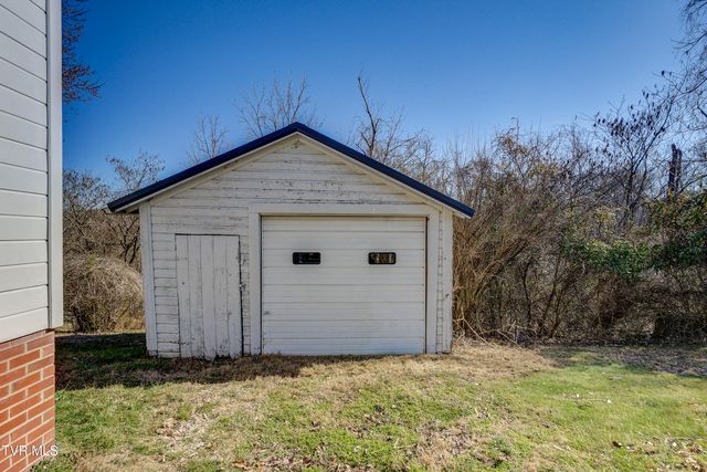 1749 Virginia Avenue, Kingsport, TN 37664