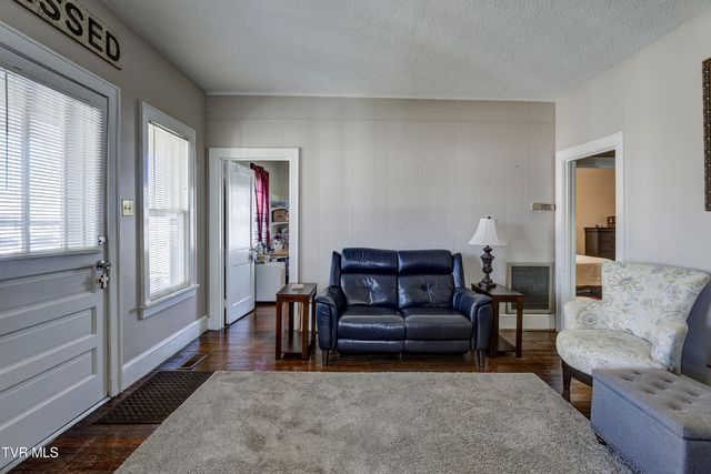 1749 Virginia Avenue, Kingsport, TN 37664