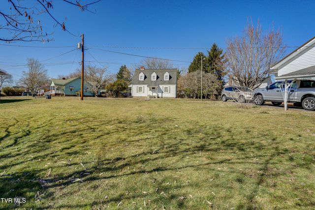 1749 Virginia Avenue, Kingsport, TN 37664