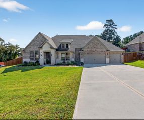 243 Magnolia Reserve Loop, Magnolia, TX 77354