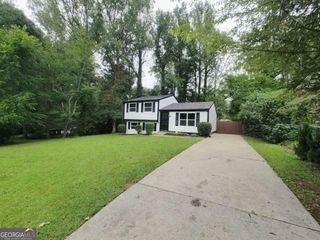 726 Lawndale Court, Norcross, GA 30093