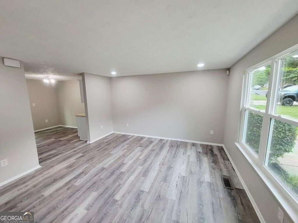 726 Lawndale Court, Norcross, GA 30093 — photo 4