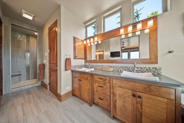 14210 N Wandermere Estates Ln, Spokane, WA 99208