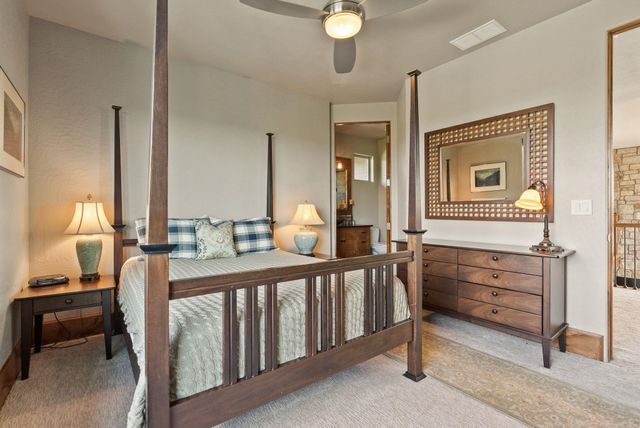 14210 N Wandermere Estates Ln, Spokane, WA 99208