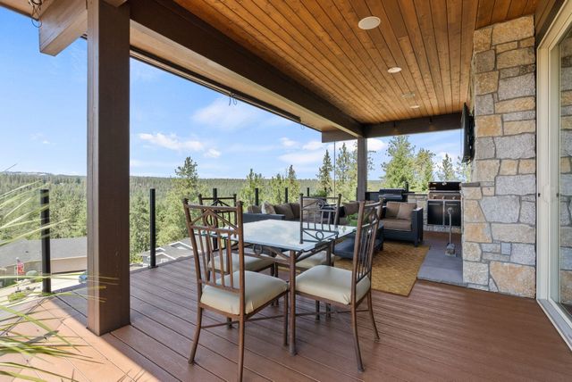 14210 N Wandermere Estates Ln, Spokane, WA 99208