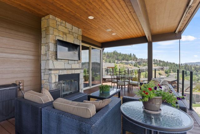 14210 N Wandermere Estates Ln, Spokane, WA 99208