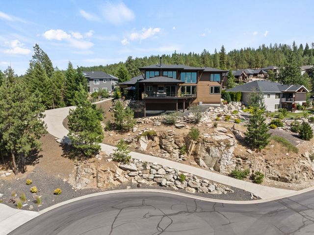 14210 N Wandermere Estates Ln, Spokane, WA 99208