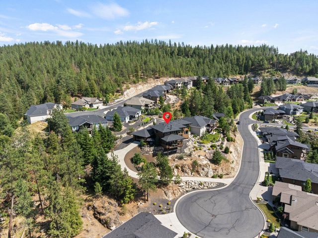 14210 N Wandermere Estates Ln, Spokane, WA 99208