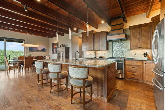 14210 N Wandermere Estates Ln, Spokane, WA 99208