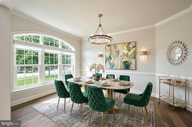 1100 TURNBERRY LN, York, PA 17403