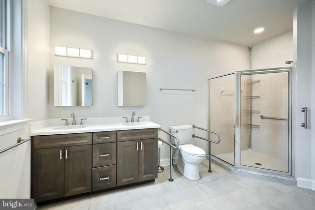 1100 TURNBERRY LN, York, PA 17403