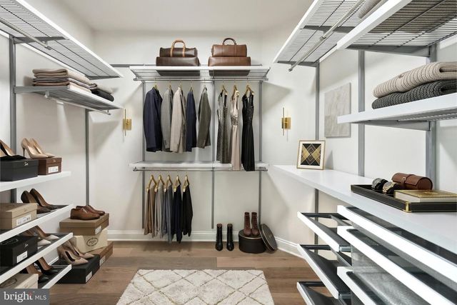 1100 TURNBERRY LN, York, PA 17403