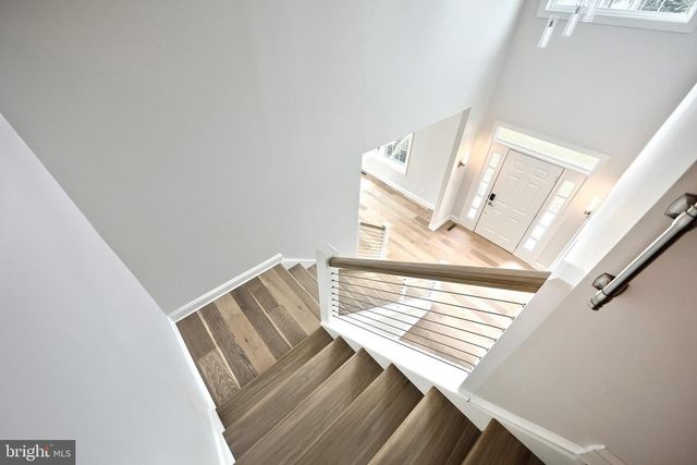 1100 TURNBERRY LN, York, PA 17403