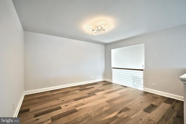 1100 TURNBERRY LN, York, PA 17403