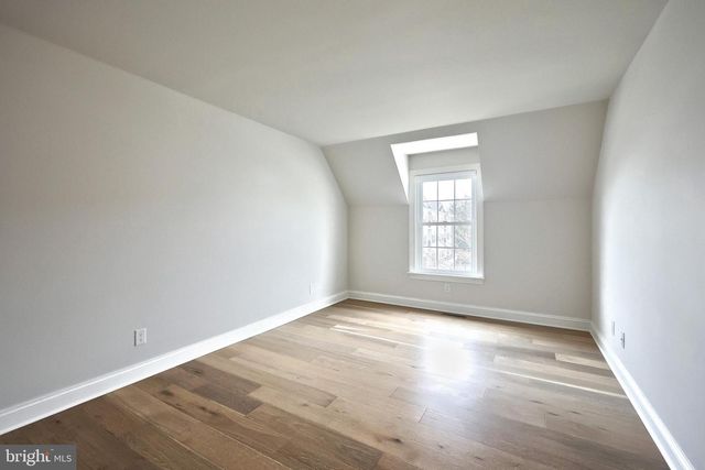 1100 TURNBERRY LN, York, PA 17403