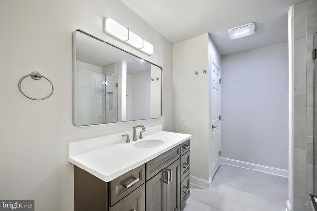 1100 TURNBERRY LN, York, PA 17403