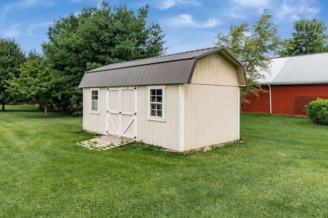 2523 Horseshoe Road, Delaware, OH 43015