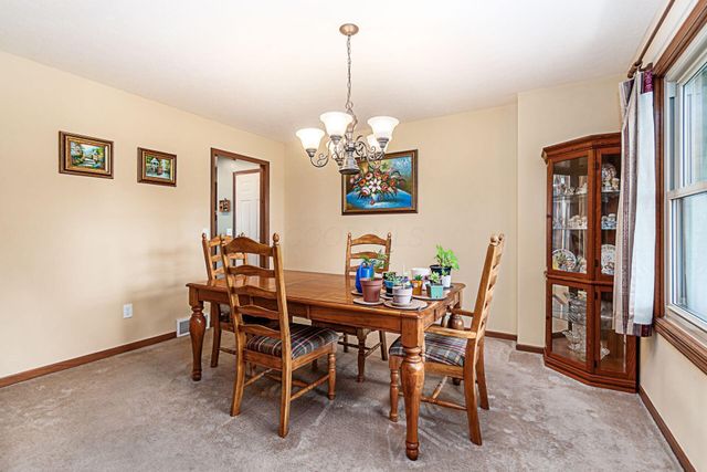2523 Horseshoe Road, Delaware, OH 43015