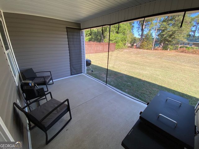 7 Cole Drive, Hawkinsville, GA 31036