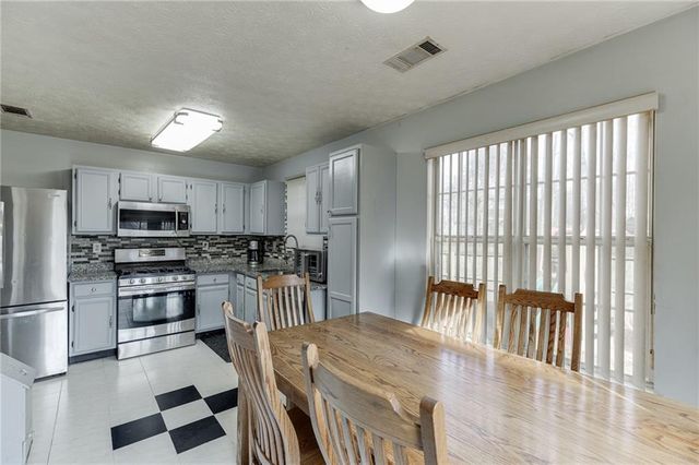 5160 Arrowind NW Road, Lilburn, GA 30047