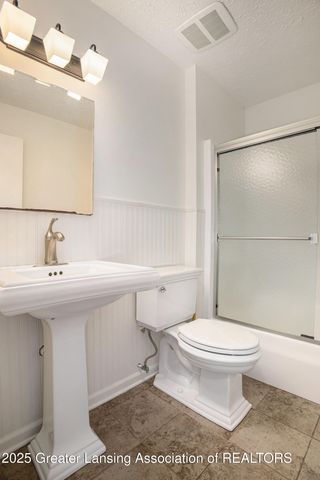 865 Wildemere Drive, Mason, MI 48854