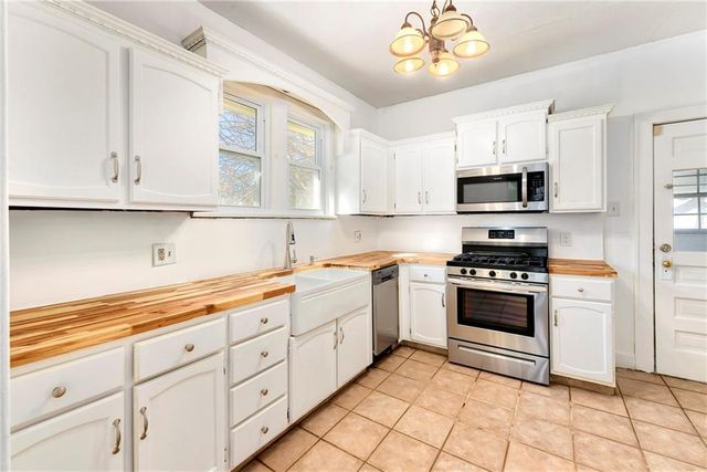 336 N 21st Street, Kansas City, KS 66102