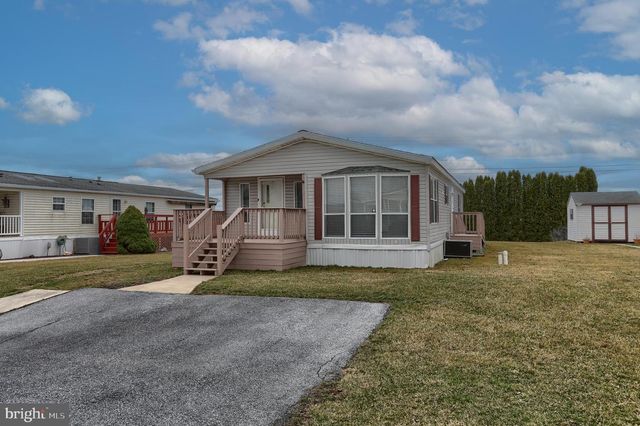 1300 E KERCHER AVE #LOT#137, Myerstown, PA 17067