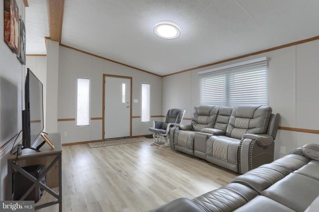 1300 E KERCHER AVE #LOT#137, Myerstown, PA 17067
