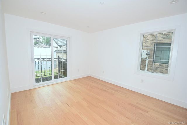 38-36 215st 1fl, Bayside, NY 11361