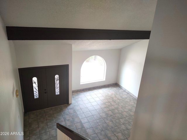 6207 W ALTADENA Avenue, Glendale, AZ 85304